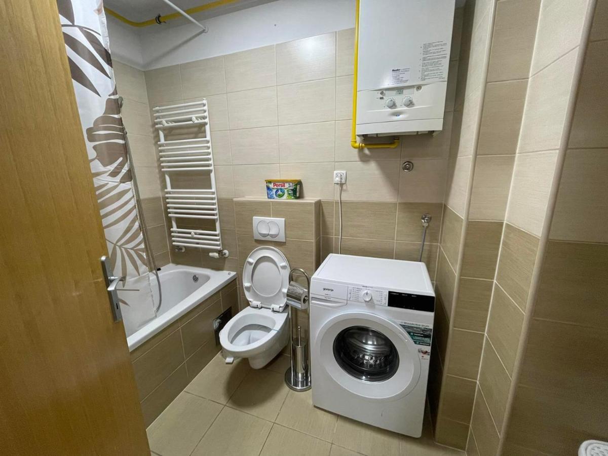 Apartmani Marcetic スラヴォンスキ・ブロド エクステリア 写真